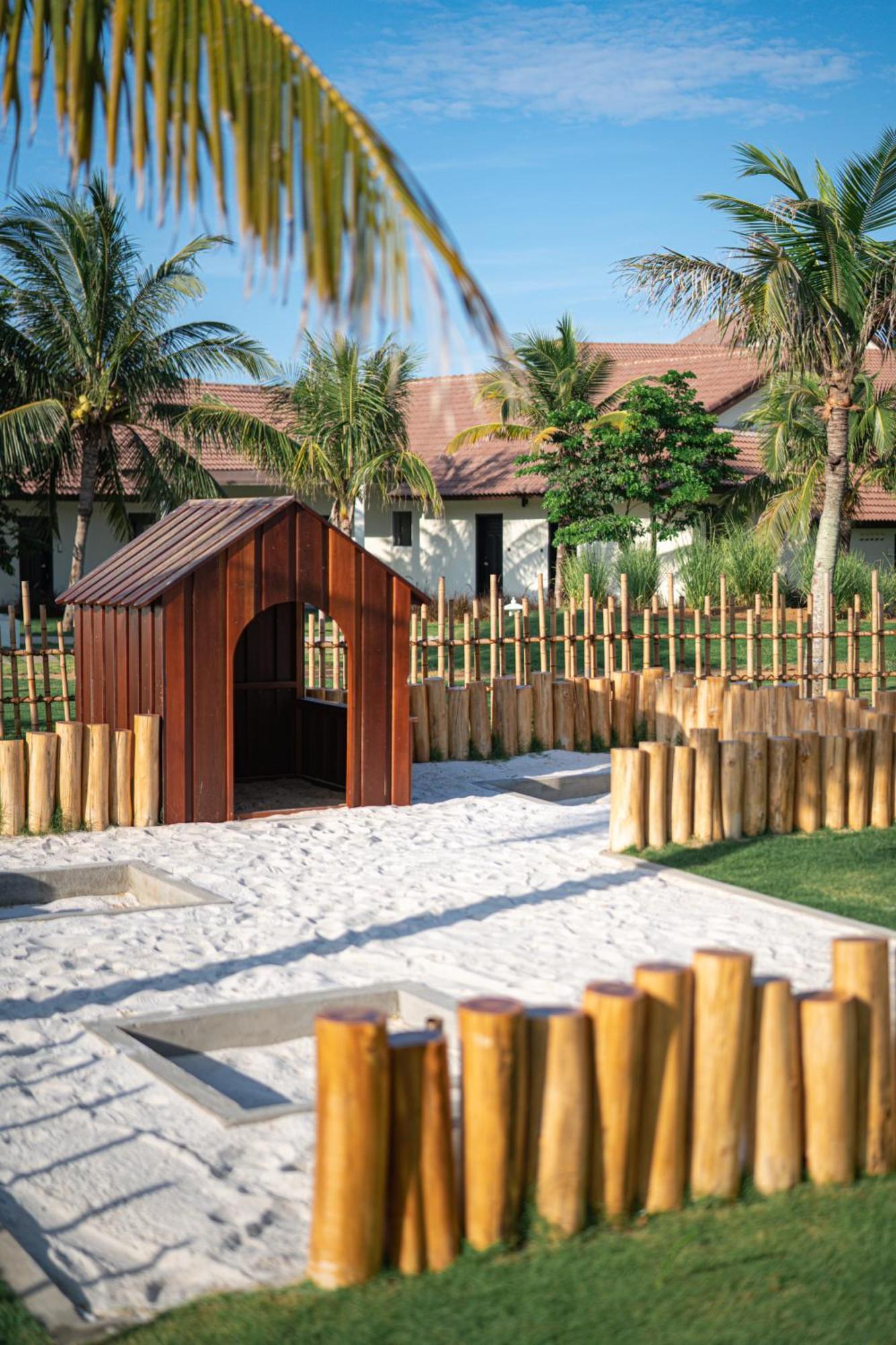 Tui Blue Nam Hoi An Resort Tam Kỳ Exterior foto